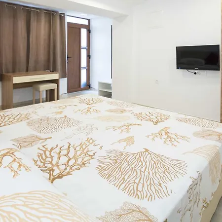 Pansion Makina Gasthuis 3*