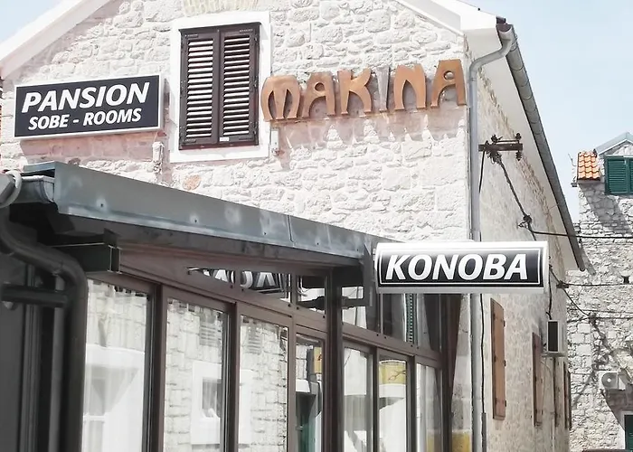 Pansion Makina 3* Vodice